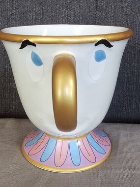 Disney Parks Chip Sculpted Ceramic Mug White & Gold